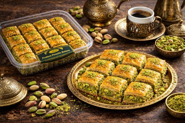 Gaziantep Pistachio Baklava Classic for wholesale export
